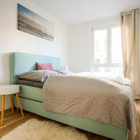 ***gemuetliches Im Zentrum-west*** شقة